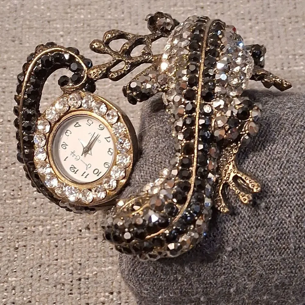 Jessica Carlyle Vintage Style Lizard Bangle Cuff Watch Rhinestone Gold Tone